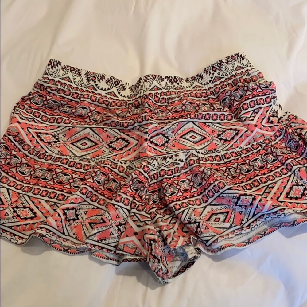 Tribal flowy shorts